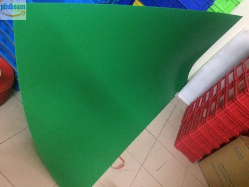 Tấm nhựa danpla màu xanh lá Phú Hòa An giá hấp dẫn