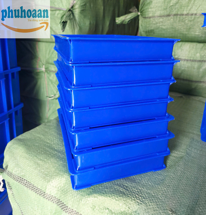 Thùng nhựa đặc YM006 giá rẻ