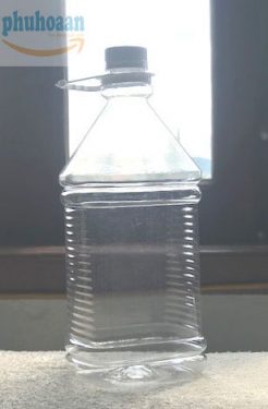 Can nhựa đựng nước rửa kính 2,5 lít Phú Hòa An