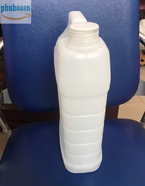 Can nhựa HDPE 4 lít giá rẻ