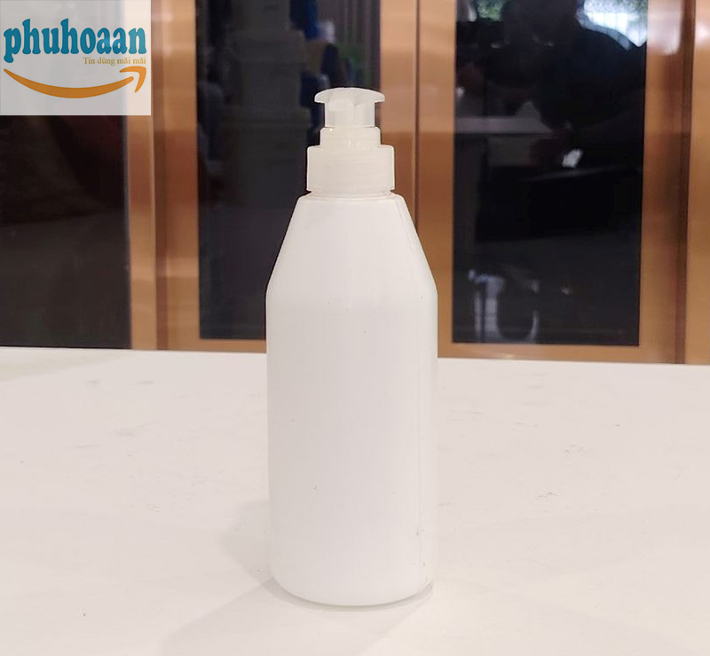 Chai nhựa 500ml đựng sữa tắm có vòi nhấn giá rẻ
