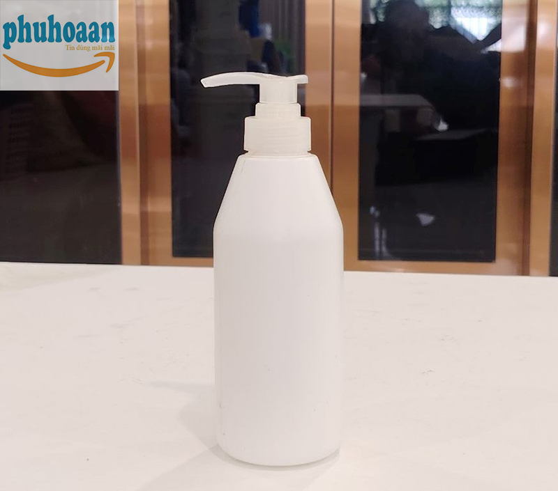 Chai nhựa 500ml đựng sữa tắm có vòi nhấn giá rẻ
