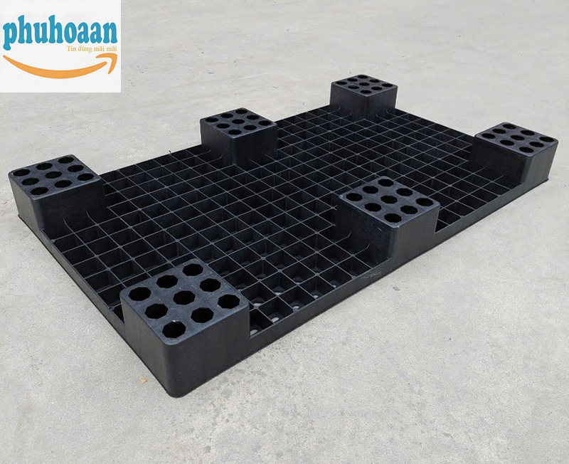 Pallet nhựa PL04LS màu đen giá rẻ